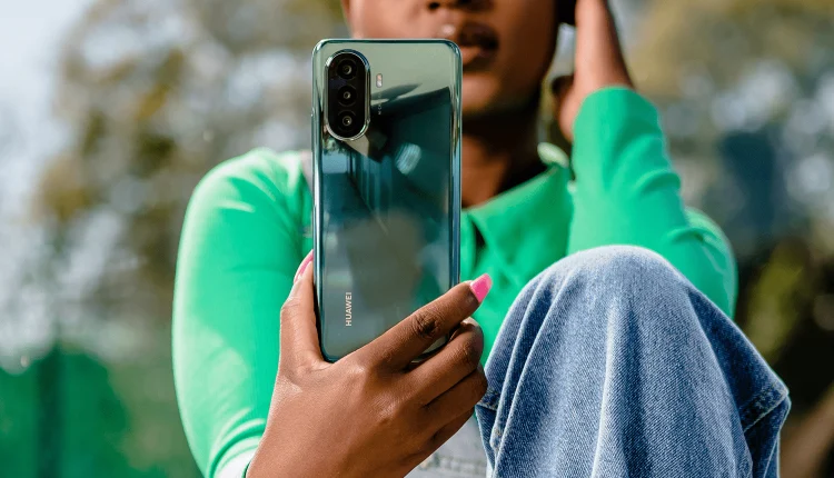 گوشی هوآوی Huawei Nova Y70