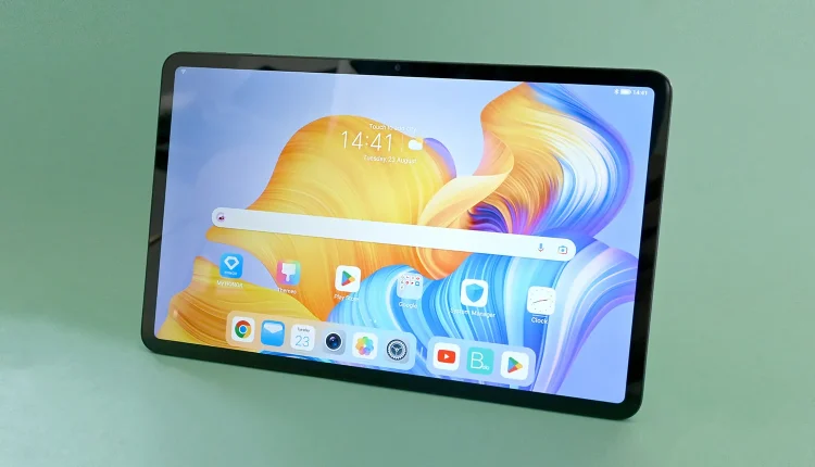 مشخصات تبلت آنر Pad 8